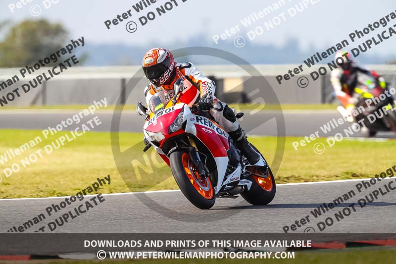 enduro digital images;event digital images;eventdigitalimages;no limits trackdays;peter wileman photography;racing digital images;snetterton;snetterton no limits trackday;snetterton photographs;snetterton trackday photographs;trackday digital images;trackday photos